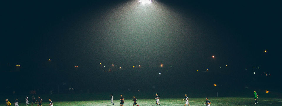 campo-calcio-illuminazione